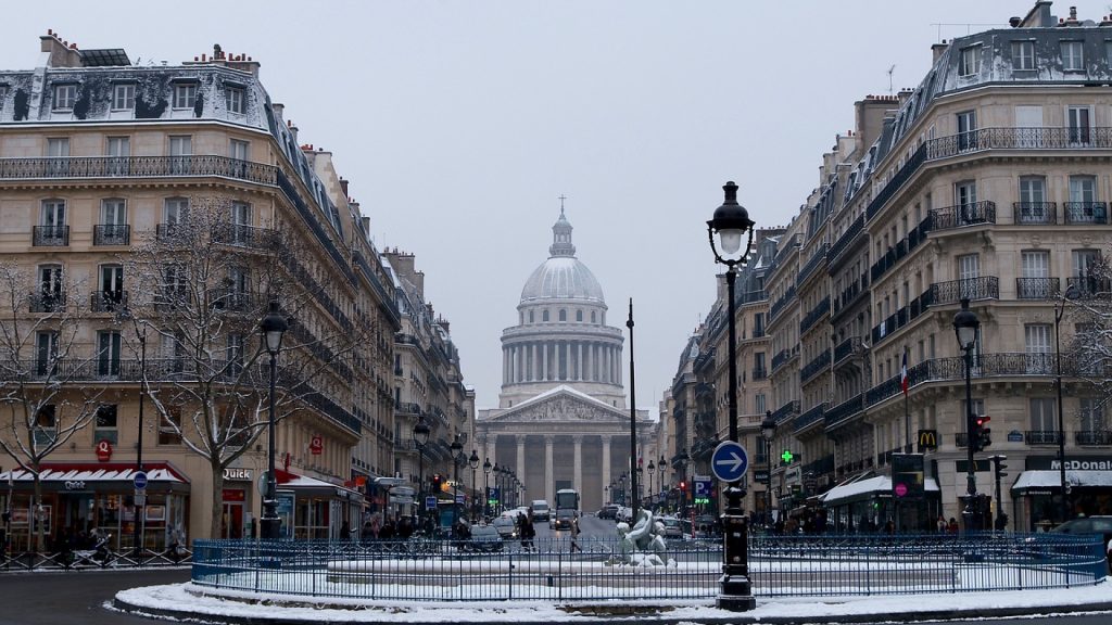 Faites appel à un architecte d'intérieur pour créer des bureaux dans un immeuble haussmannien