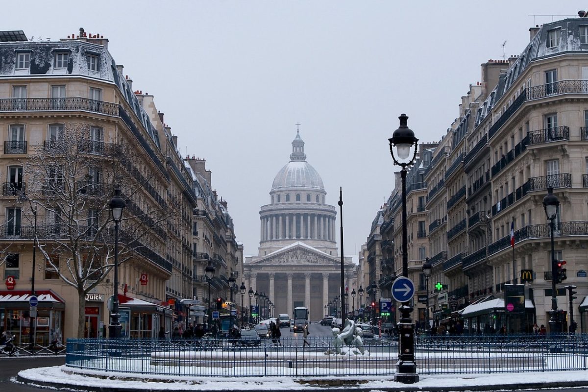 Faites appel à un architecte d'intérieur pour créer des bureaux dans un immeuble haussmannien