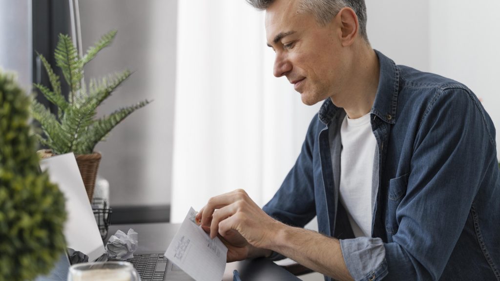 Portage salarial : la troisième voie pour se lancer en freelance sereinement